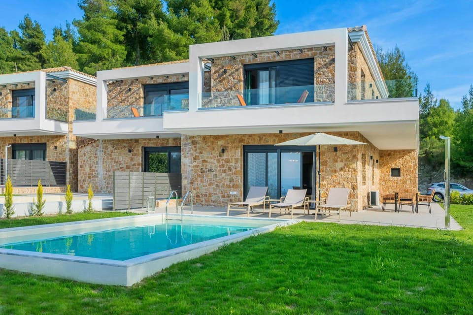 Epta Villas Luxury Redefined Hotel in Halkidiki