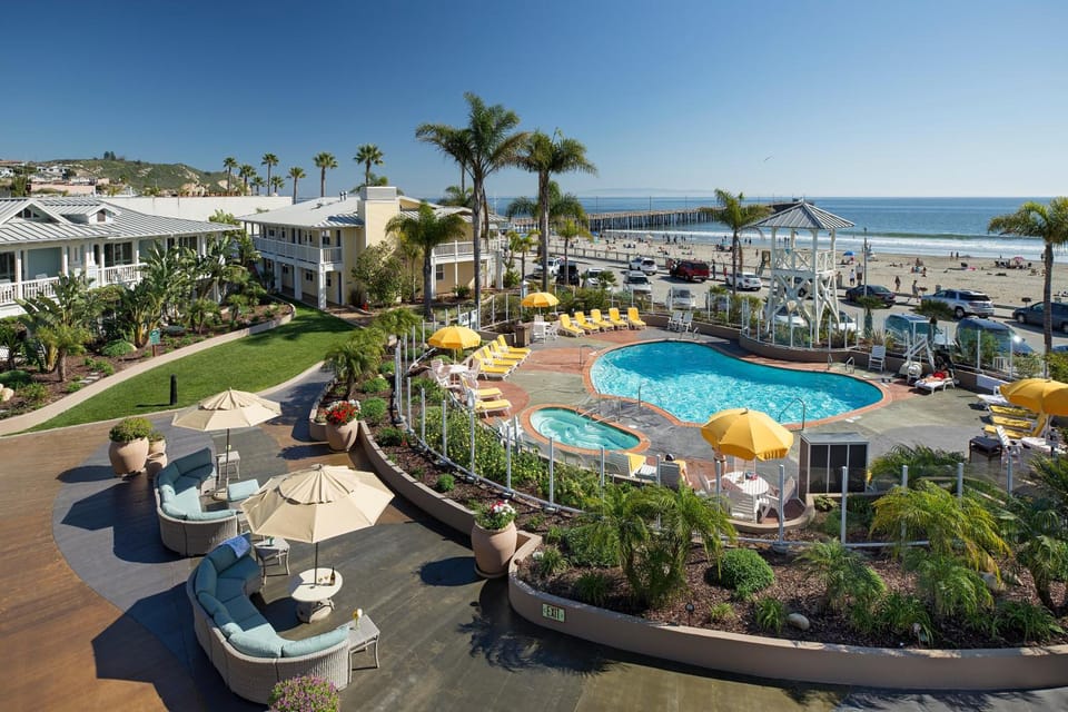 Avila Lighthouse Suites Hotel in Avila Beach