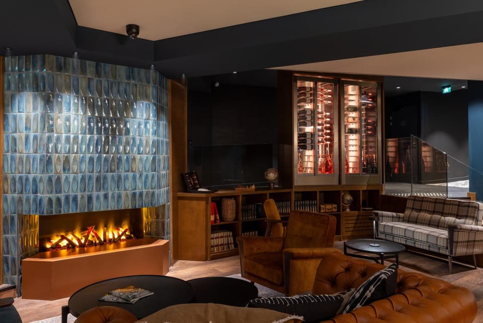 Bar/lounge