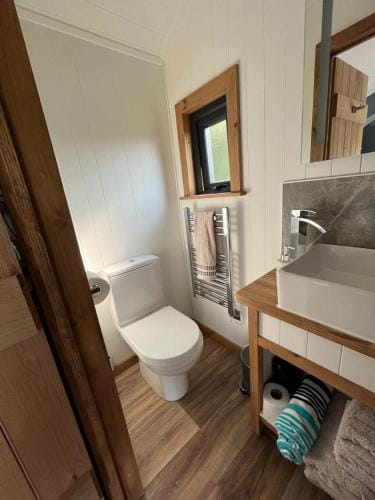 Old Quay Escape Lodge in Saint Florence