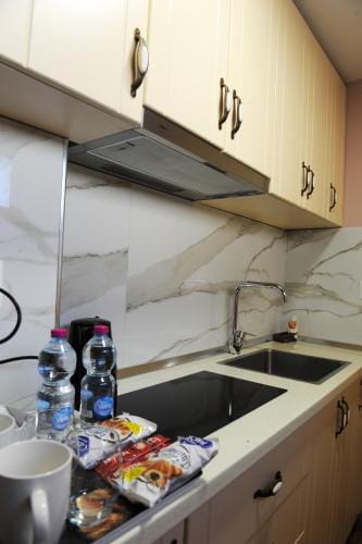 Art Rooms Gjuhadol Hotel in Montenegro