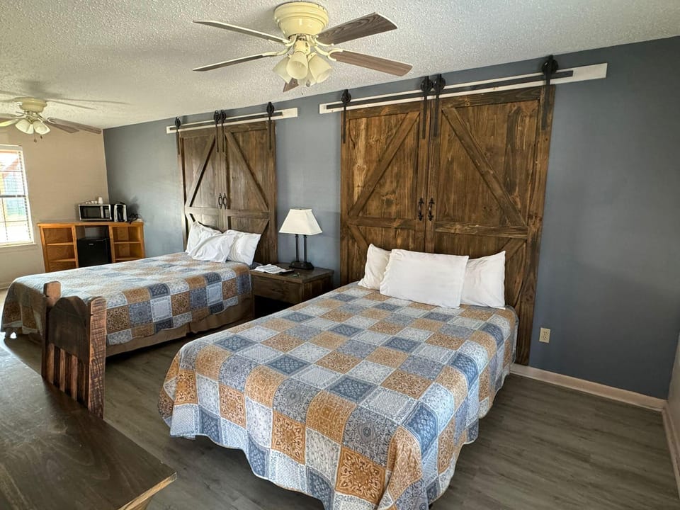 Four Horsemen Hotel Hotel in Texas