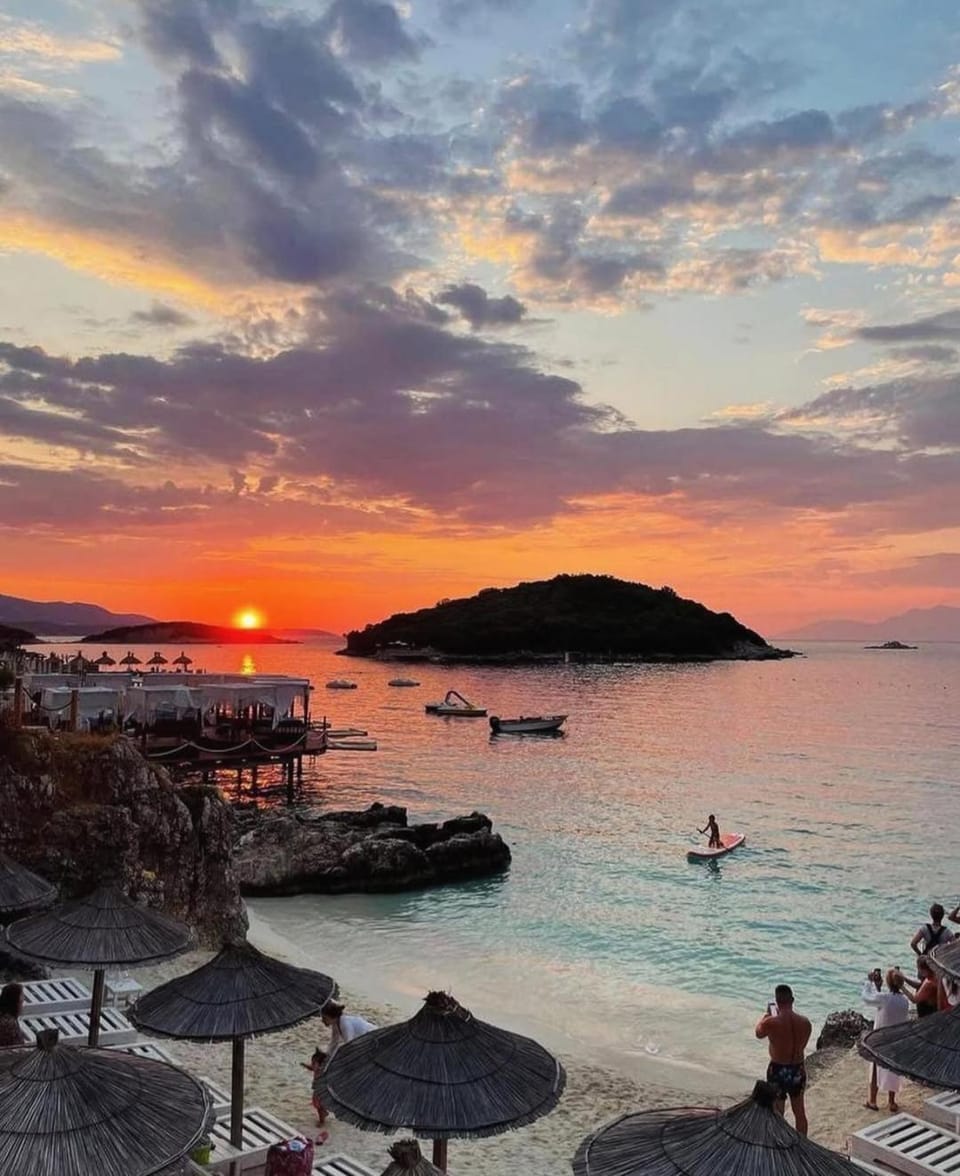 HOTEL RENATO Hotel in Ksamil