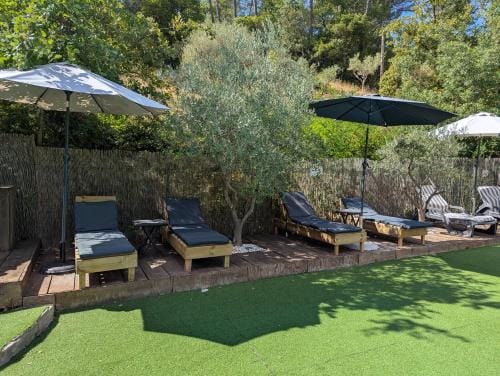 Cabane des pachous Lodge in French Riviera