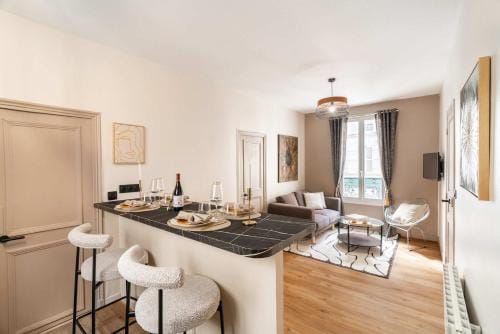 Cosy Studio - Porte de Versailles Hotel in Paris