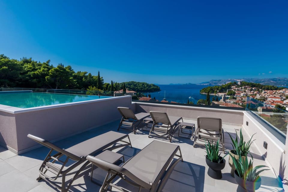 "Villa AnMari" The Cavtat View Residence Hotel in Cavtat