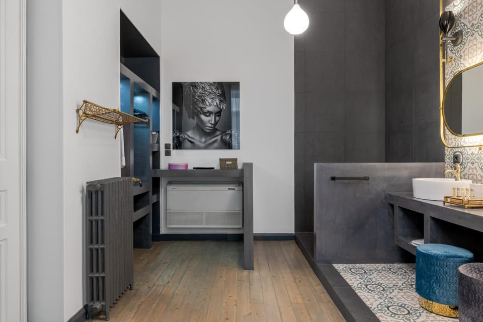 2 Mazi Suites Hotel in Plaka