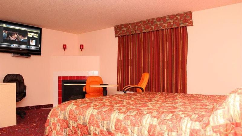 Crystal Star Inn LeDuc Hotel in Leduc