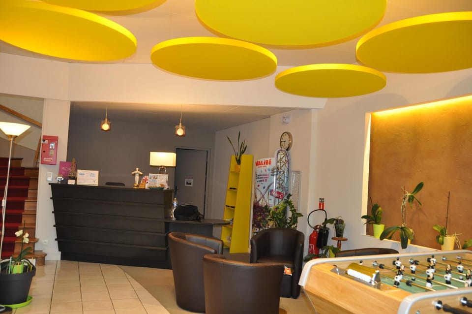 HOTEL DE FRANCE Hotel in Auvergne-Rhône-Alpes