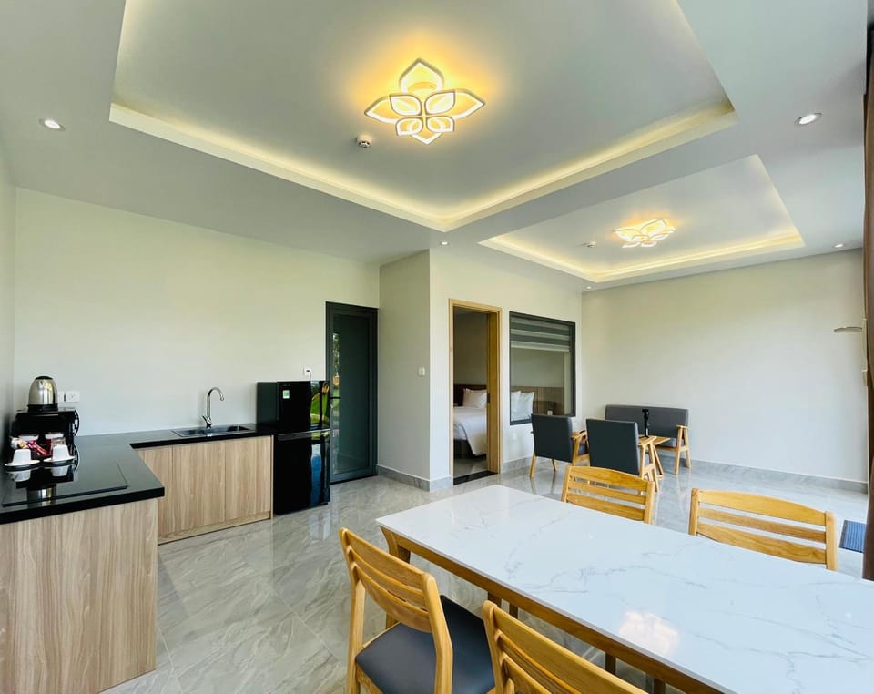 SUNFLOWER HOTEL & RESORT Hotel in Lâm Đồng