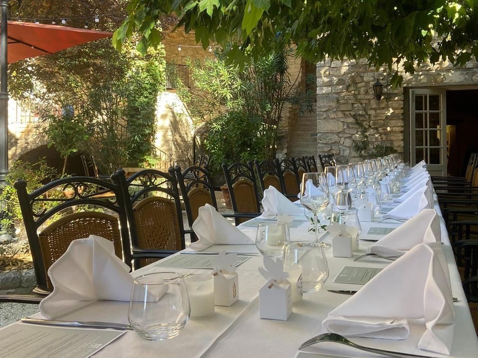 Hotel restaurant Clos des Sullys Hotel in Provence-Alpes-Côte d'Azur