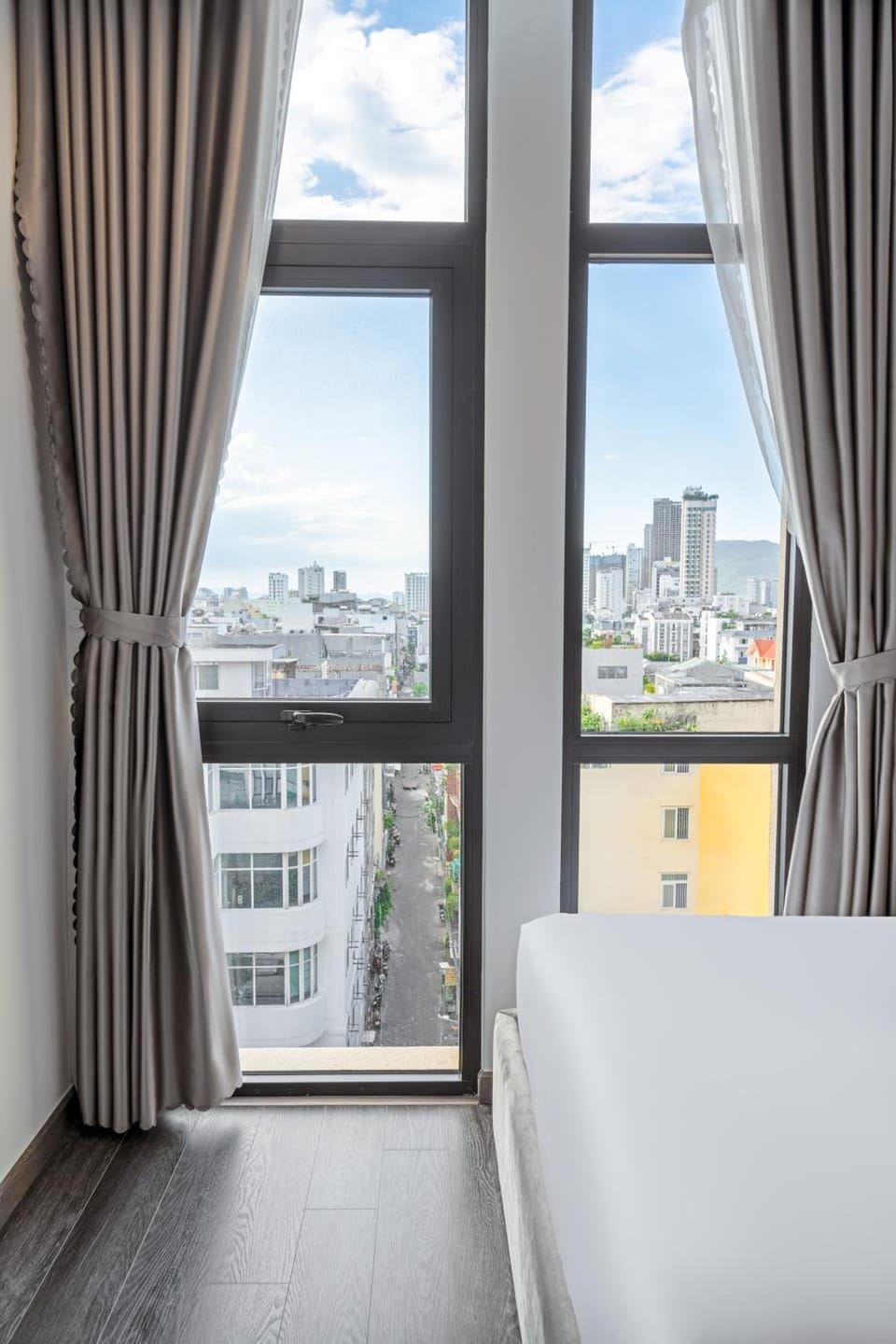 MERCY EMERALD HOTEL		 Hotel in Da Nang
