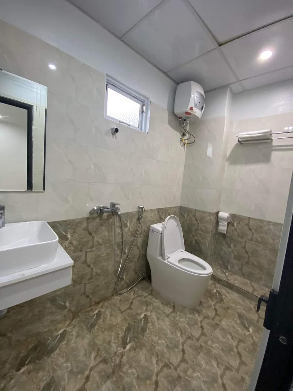 HongKong Hotel Hotel in Laos