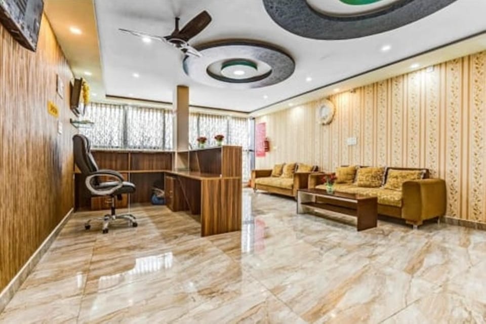 iROOMZ Suchira Lodge Hotel in Karnataka