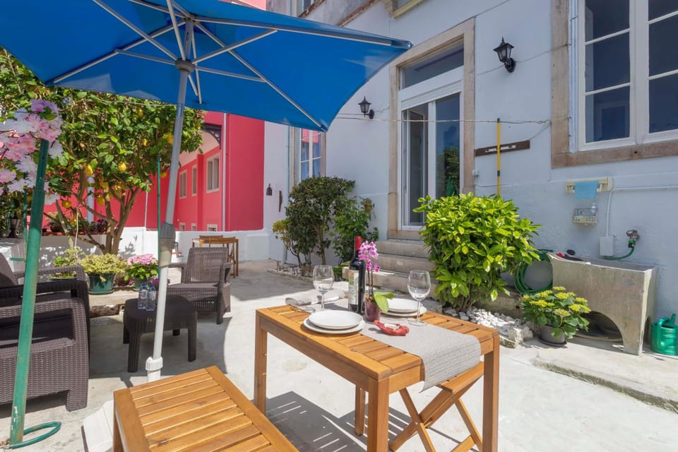 Happy Holiday Sintra Hostel in Sintra