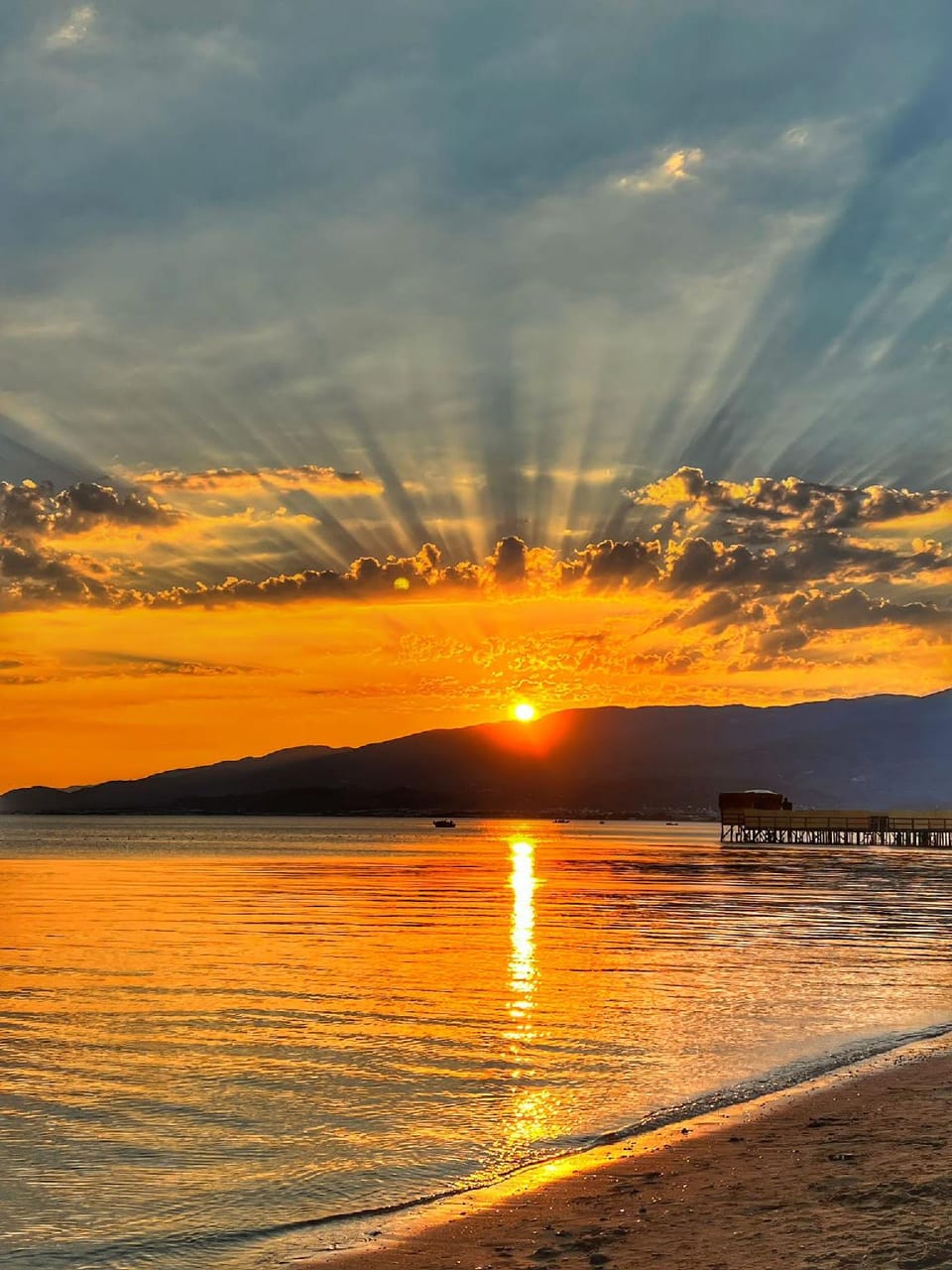 KUTLUGÜN SAHİL OTEL Hotel in Turkey