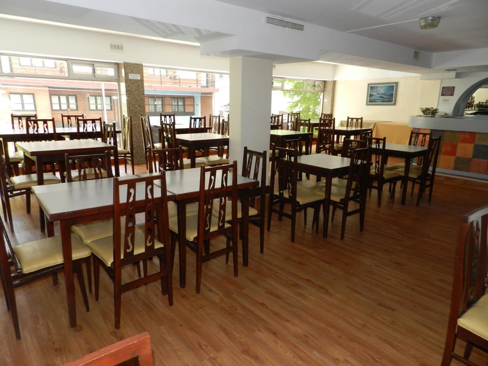 Bar/lounge