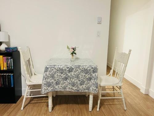 Victoria private studio suite Hotel in Cowichan Valley