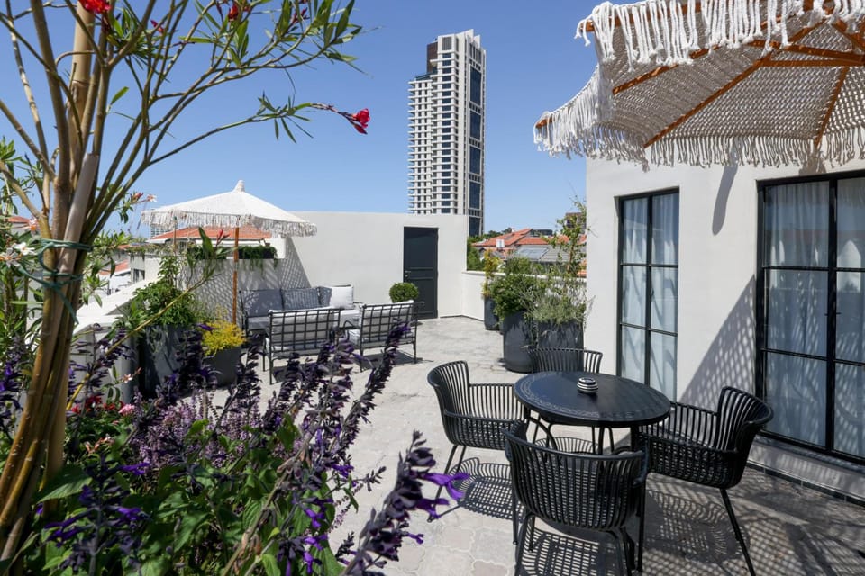 Allegro Neve Tzedek Boutique Suites with nearby shelter - By HOMY Hotel in Tel Aviv-Yafo