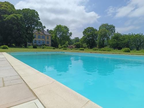 Le Chateau des Portes Hotel in Brittany
