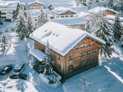 Alpina Lech - Geborgen in den Bergen Hotel in Lech