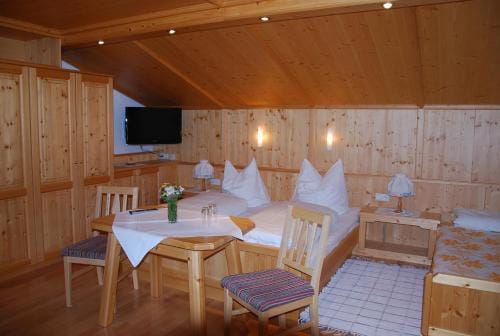 Rosumerhof Hotel in Mittenwald
