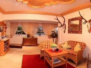 Apartments zur Sonne Hotel in Neustift im Stubaital