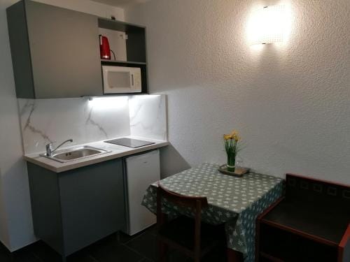 Appart Hotel La Defense Hotel in Puteaux