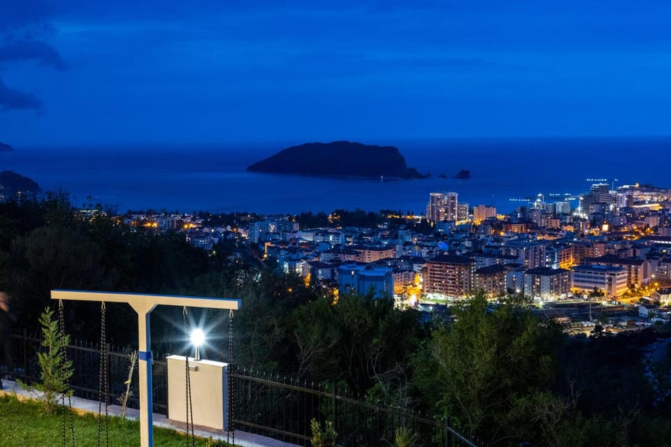 Hotel Reset Hotel in Budva