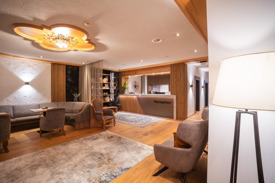 Damulser Hof - Wellness & Spa Superior Hotel in Fontanella