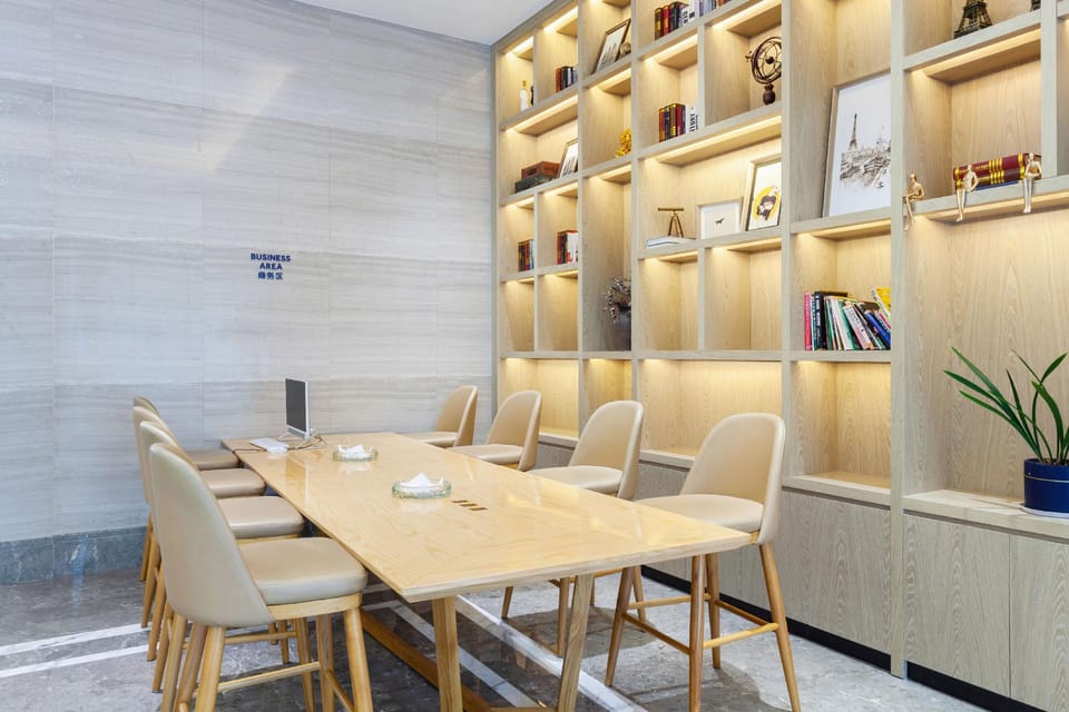 Kyriad Marvelous Hotel Pingxiang Wanlong Bay Hotel in China