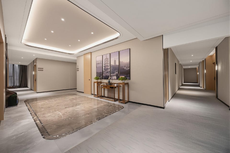 Magnotel Business Zhenjiang South Railway Station Greenland Square Hotel in Jiangsu