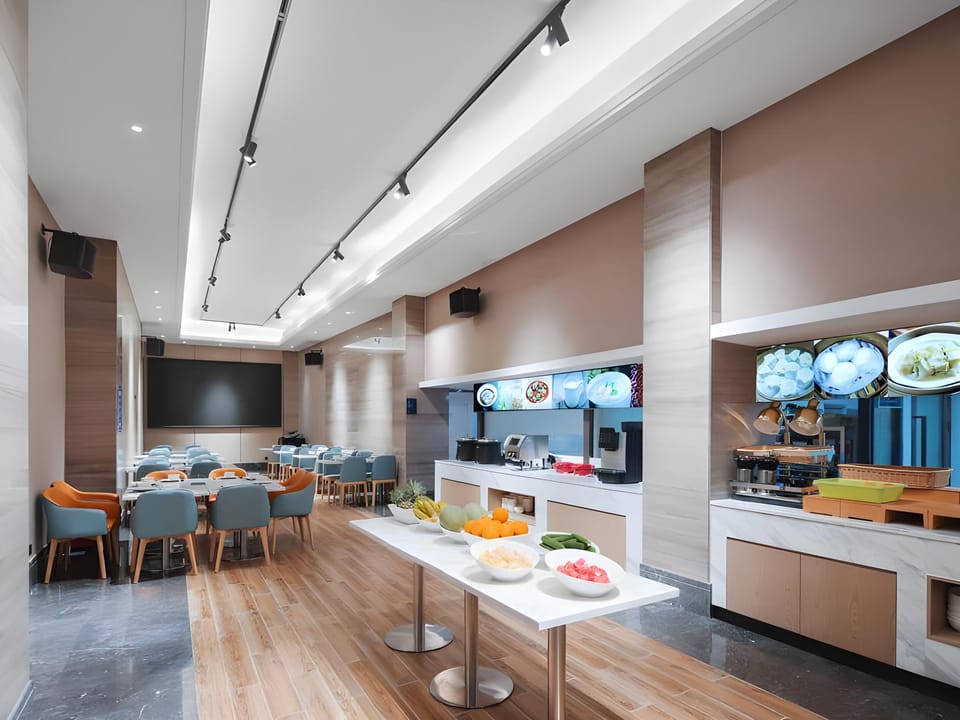 Kyriad Marvelous Hotel Shenzhen Guangming Zhenmei Metro Station Hotel in Shenzhen