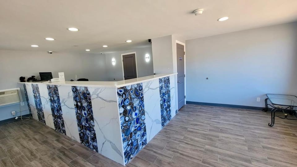 Budget Inn & Suites Motel in Florence