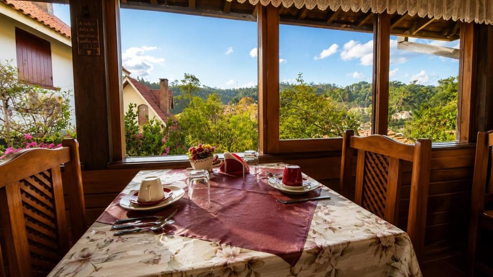 Pousada Oliveri Inn in Monte Verde