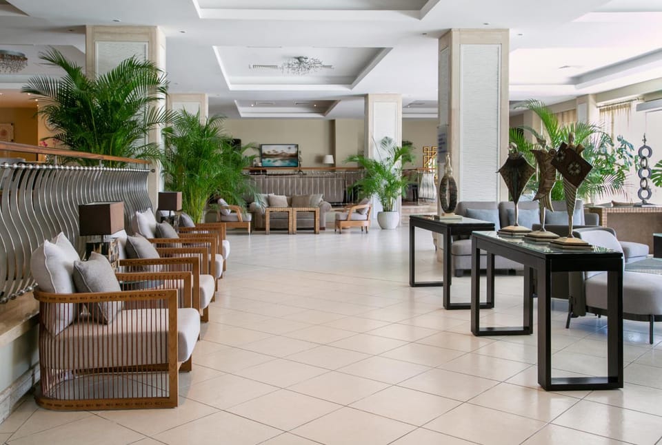 Atlantica Miramare Beach Hotel in Germasogeia