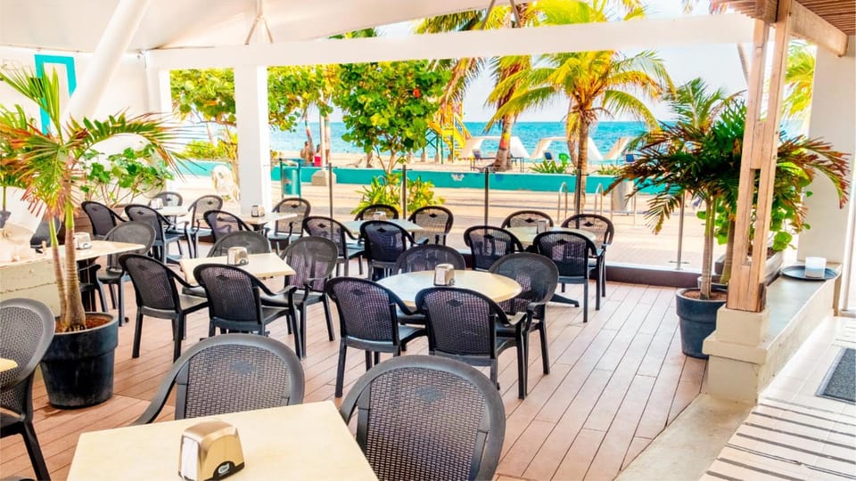 Hotel Portobelo beach Hotel in San Andres