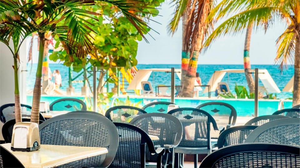 Hotel Portobelo boulevard Hotel in San Andres