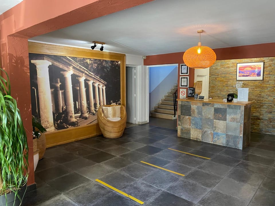 Hotel le Grillon Hotel in L'Île-Rousse