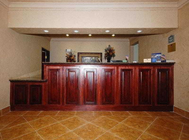 Best Western Cresson Inn Hotel in Texas
