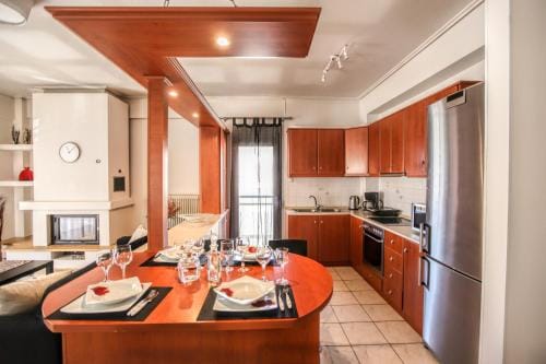 Grand Meteora Luxury Apartment Hotel in Kalabaka