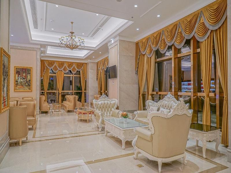 Vienna International Hotel Chongqing Ranjiaba Hotel in China