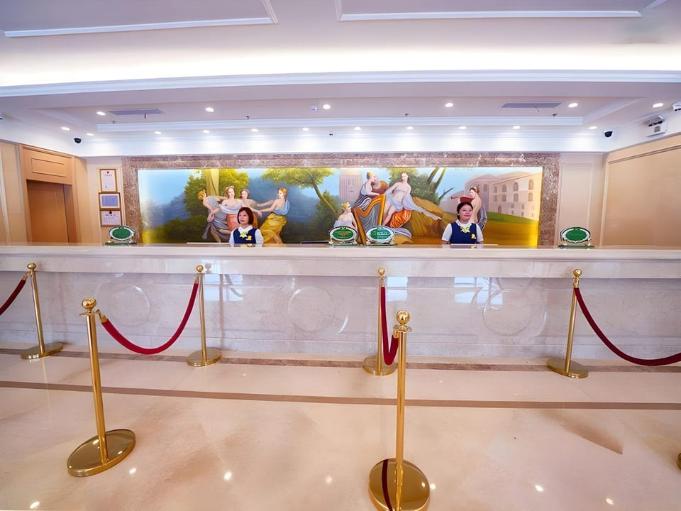 Vienna International Hotel Jiangsu Yangzhou Slender West Lake Dongguan Street Hotel in Jiangsu