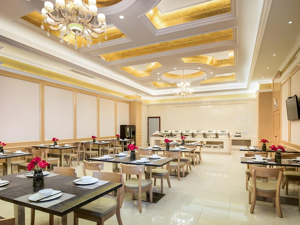 Vienna International Hotel Zhejiang Wuyi Hushan Hotel in Zhejiang