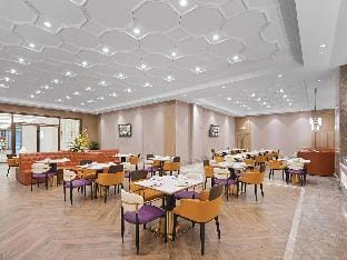 Vienna International Hotel Chongqing Central Park Hotel in China