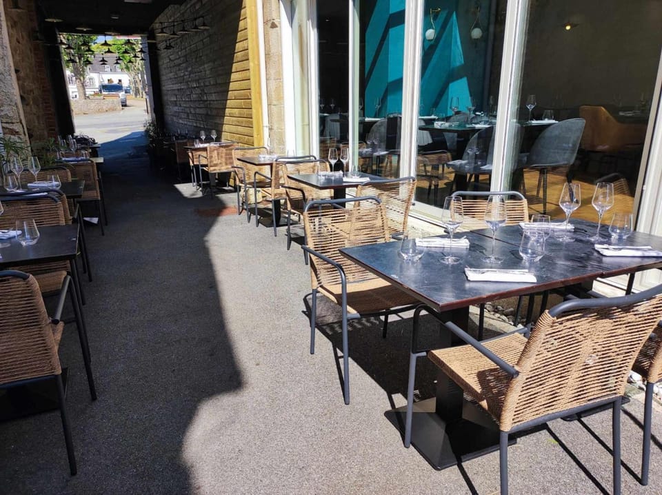 LA CROIX D'OR LOGIS Hotels Hotel in Finistere