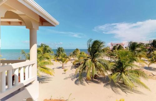 Sandy Feet Beach Rentals Hotel in Placencia
