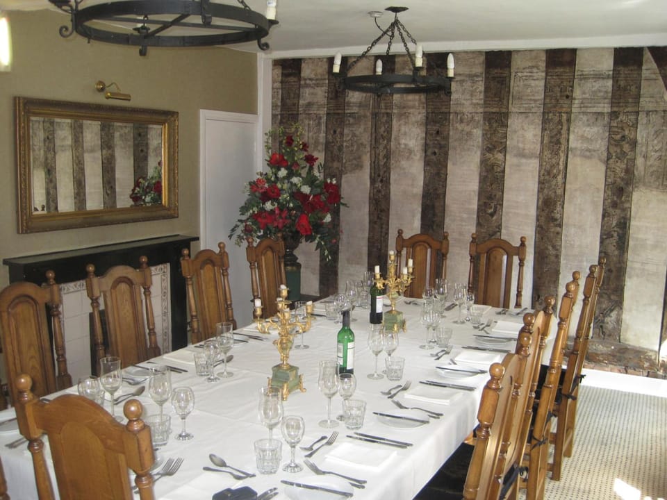 Banquet hall