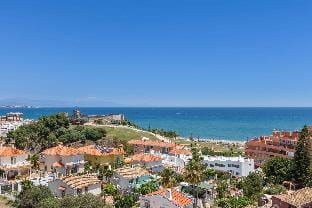 Castillo Sohail penthouse in Fuengirola by Costarentals - Ref 147 Hotel in Fuengirola