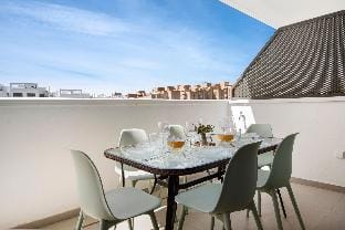 Wellingtonia modern flat in Estepona Ref M4 Hotel in Estepona